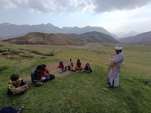 تصاویر/ “زندگی با آیه ها” در کوهرنگ: فصل نویدبخش استقبال از عشایر با حضور مبلغان دینی