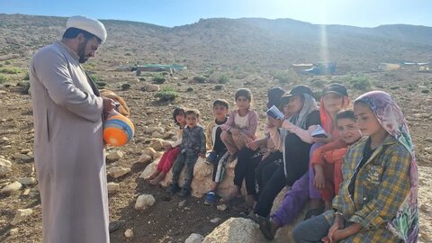 تصاویر/ “زندگی با آیه ها” در کوهرنگ: فصل نویدبخش استقبال از عشایر با حضور مبلغان دینی