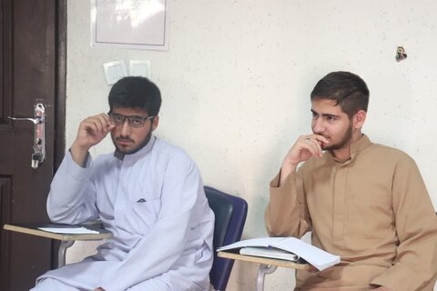 تصاویر/ دوره آموزشی و پژوهشی مدرسه علمیه امام خامنه ای ارومیه