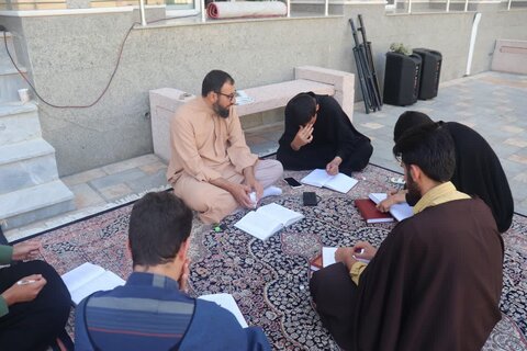 تصاویر/ دوره آموزشی و پژوهشی مدرسه علمیه امام خامنه ای ارومیه