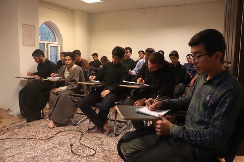 تصاویر/ دوره آموزشی و پژوهشی مدرسه علمیه امام خامنه ای ارومیه