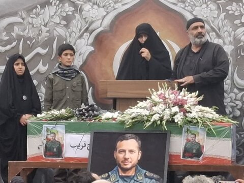 تصاویر/تشییع باشکوه پیکر شهید سرافراز وطن «میثم فتح قریب »در آران وبیدگل