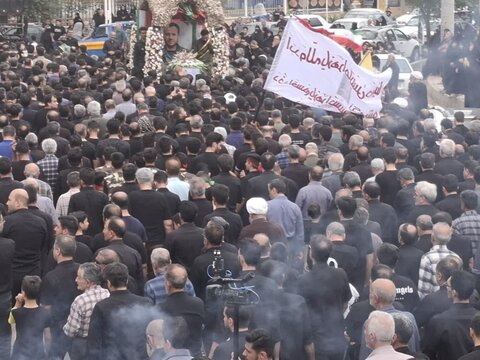 تصاویر/تشییع باشکوه پیکر شهید سرافراز وطن «میثم فتح قریب »در آران وبیدگل