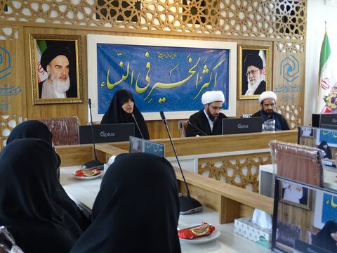 آیین معارفه سرپرست معاون فرهنگی حوزه علمیه خواهران استان اصفهان