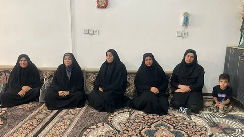 تصاویر دیدار برخی مدیران لرستان با خانواده شهدای اقتدار وطن