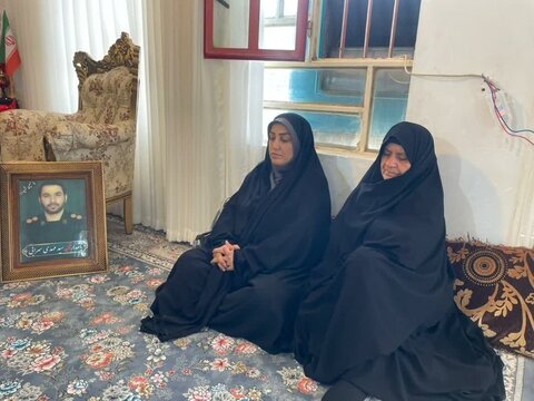 تصاویر دیدار برخی مدیران لرستان با خانواده شهدای اقتدار وطن