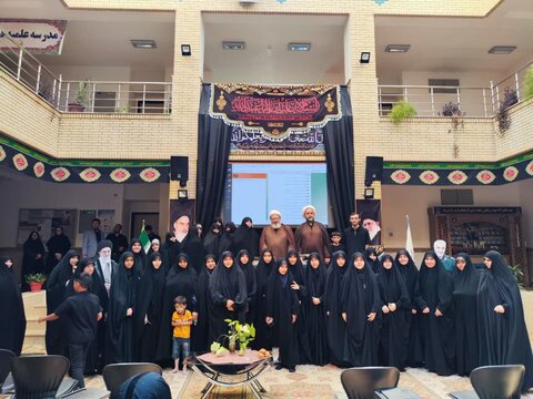 تصاویر / نشست «انعکاس حقیقت» با موضوعیت تبیین جنگ ۱۲ روزه در مدرسه علمیه ریحانة الرسول ارومیه