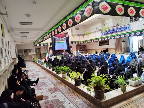 تصاویر / نشست «انعکاس حقیقت» با موضوعیت تبیین جنگ ۱۲ روزه در مدرسه علمیه ریحانة الرسول ارومیه