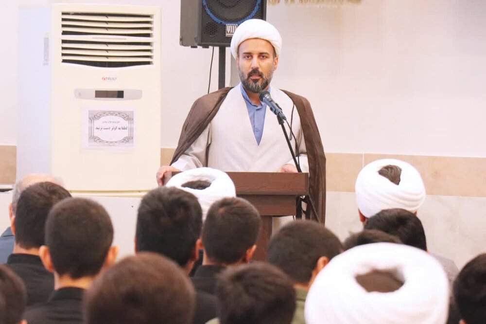 اردوی علمی پژوهشی برای بیش از ۱۰۰ طلبه استان برگزار شد+تصاویر