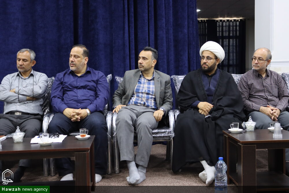 نشست پیگیری مطالبات مردم شهرستان دشت آزادگان باحضور نماینده ولی فقیه در خوزستان