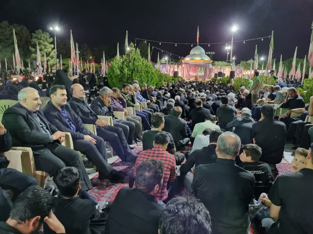 مراسم بزرگداشت شهدای مبارزه با اسرائیل در کاشان برگزار شد