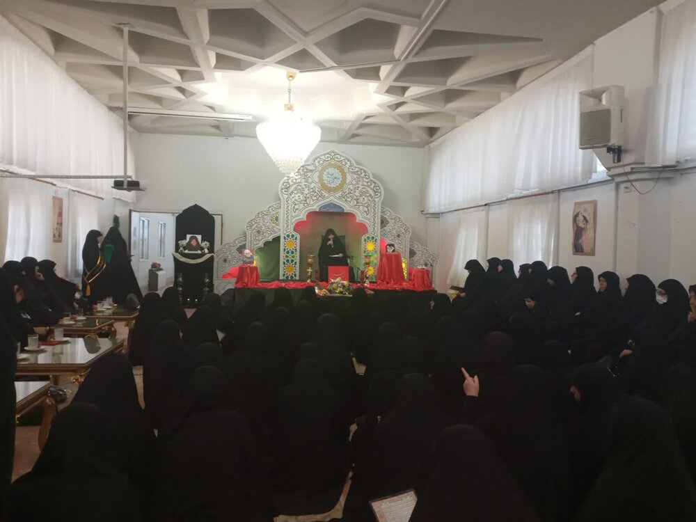 بزرگداشت شهید طهرانچی و همسرش در حرم حضرت معصومه(س)