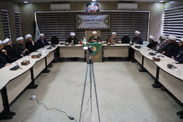 تصاویر/ نشست تبیینی «تدبر در آیات مقاومت» ویژه جمعی از روحانیون و مبلغان آذربایجان شرقی