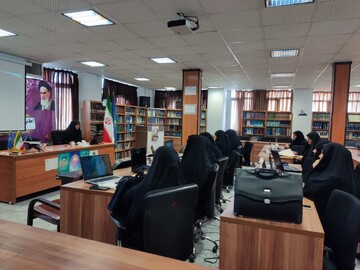 برگزاری کارگاه آموزشی «آشنایی با هوش مصنوعی و کاربردهای آن» در اراک