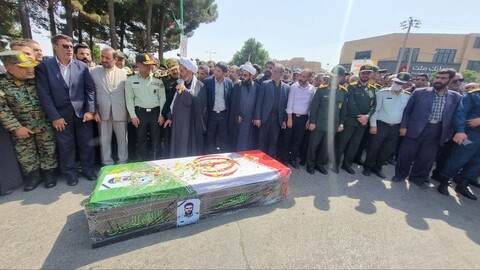 تصاویر /  تشییع پیکر شهید محمد بایر در نهاوند