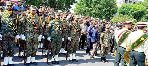 تصاویر /  تشییع پیکر شهید محمد بایر در نهاوند