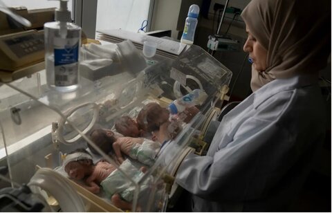 غزہ میں نومولود پر جنگ کے تباہ کن اثرات؛ ہزاروں بچے زندگی، صحت اور سلامتی سے محروم