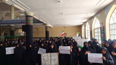 تصاویری از تجمع بانوان زینبی در آشتیان