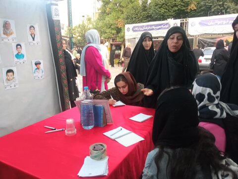 تصاویر/فعالیت مبلغین مدرسه علمیه فاطمه الزهرا اراک در دهه دوم محرم