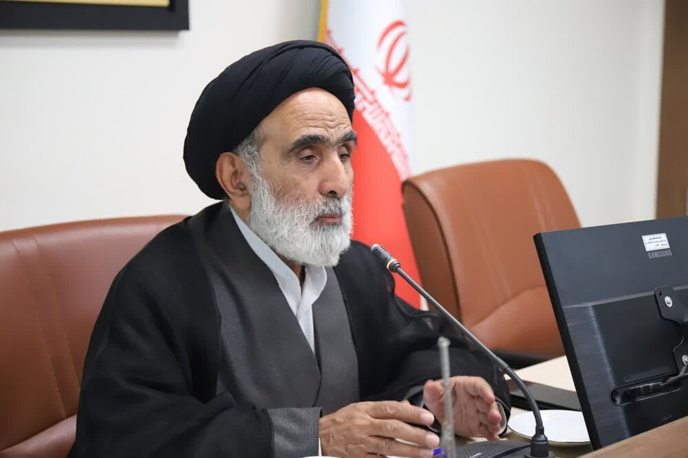 لزوم اجرای برنامه‌های فرهنگی و عقیدتی به منظور ارتقای روحیه و انگیزه خدمت‌رسانی در کارکنان