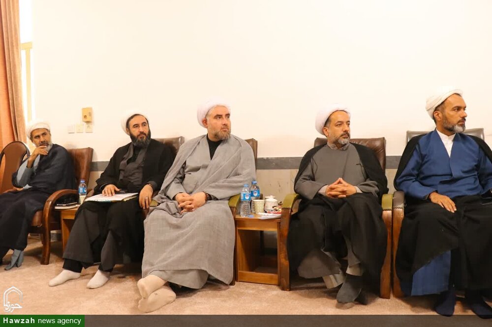 روحانیت باید با تبیین مؤثر، جامعه را از انفعال نجات دهد+تصاویر