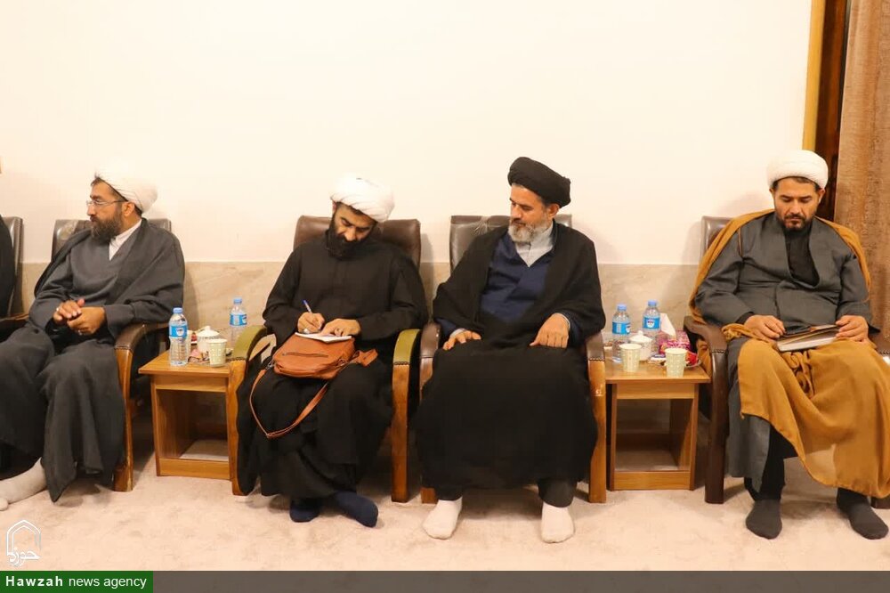 روحانیت باید با تبیین مؤثر، جامعه را از انفعال نجات دهد+تصاویر