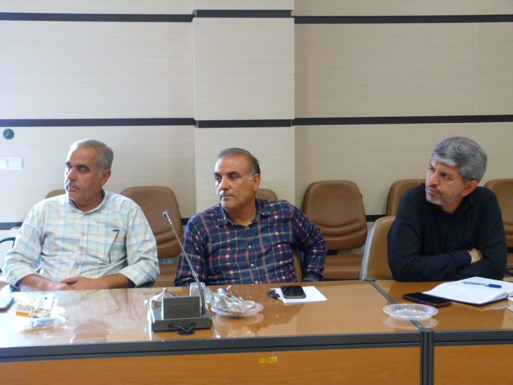 تصاویر/ جلسه شورای ترویج فرهنگ ایثار و شهادت در شهرستان آبدانان