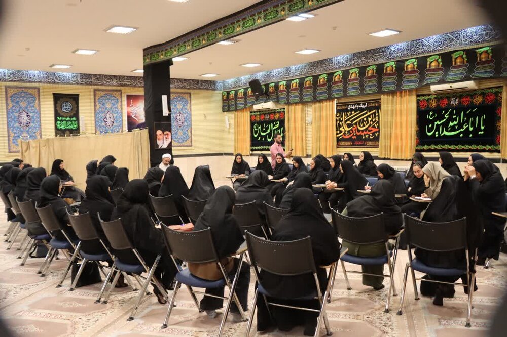 تصاویر/دیدار بانوان عرصه خبرگزاری با امام جمعه ایلام