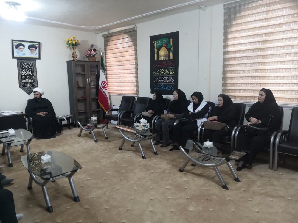 تصاویر/ دیدار رئیس بهزیستی با امام جمعه شهرستان چرداول