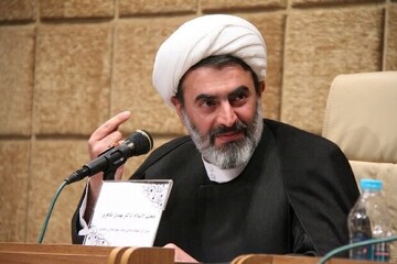 نقش قدسی رهبر معظم انقلاب در منظومه فکری شیعه