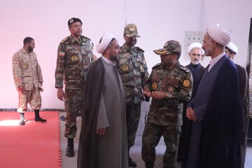 لازمه تقویت ایمان و بصیرت، محور قراردادن قرآن در فعالیت‌های فرهنگی است