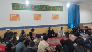 حضور امام جمعه اهواز در جمع طلاب جدید الورود مدرسه علمیه امام موسی الکاظم(ع) شادگان + تصاویر