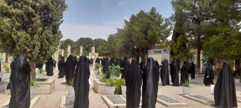 تصاویر/ گردهمایی بانوان جهادی سیرجان در مدرسه علمیه نرجسیه