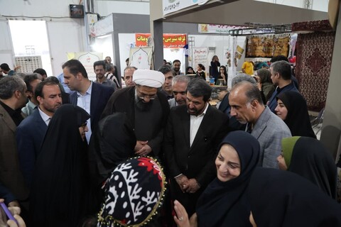 تصاویر / افتتاح اولین نمایشگاه توانمندی های بانوان همدانی