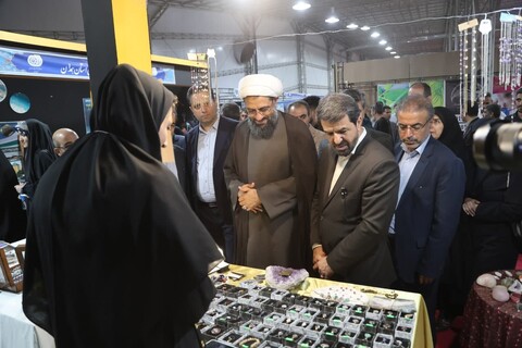 تصاویر / افتتاح اولین نمایشگاه توانمندی های بانوان همدانی