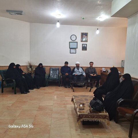 تصاویر/بازدید کادر حوزه علمیه خواهران استان مرکزی از مدرسه علمیه کوثر زرندیه