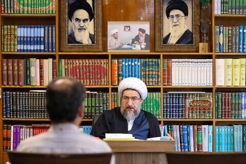 عکس | دیدار اقشار مختلف مردم با امام جمعه تبریز