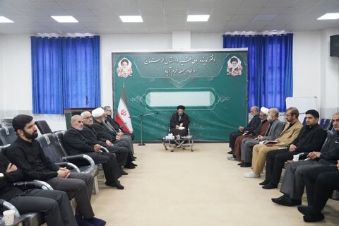 دیدار مسئول دفاتر نظارت و بازرسی بر انتخابات در استان لرستان با نماینده ولی فقیه در استان