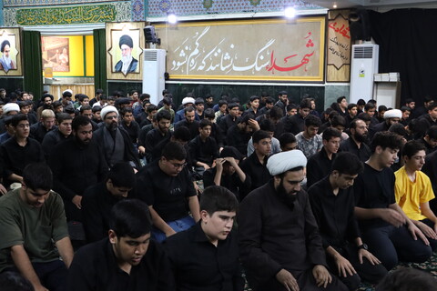 دیدار صمیمی دانش آموزان دوره علمی تربیتی شهید علم‌الهدی(ره) با نماینده ولی فقیه در خوزستان