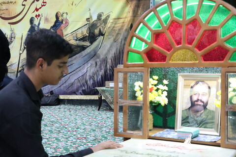 دیدار صمیمی دانش آموزان دوره علمی تربیتی شهید علم‌الهدی(ره) با نماینده ولی فقیه در خوزستان