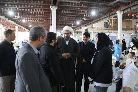 بازدید امام جمعه همدان از اجرای رزمایش جهادی دندانپزشکی و چشم پزشکی در همدان