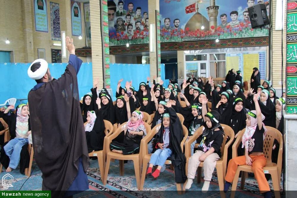 همایش ریحانه های حسینی در اصفهان برگزار شد + عکس