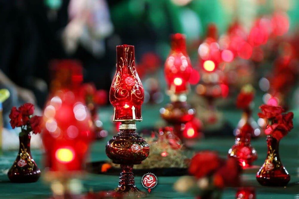 بزرگترین سفره جهانی حضرت رقیه(س) در حرم علی بن باقر (ع) برگزار شد+عکس