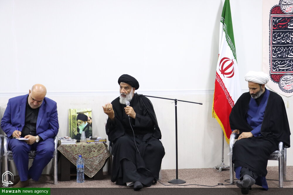 نماز اول وقت در اولویت خدمت‌دهی موکب‌داران به زائران حسینی باشد