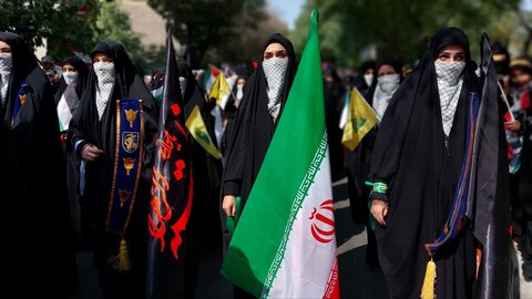 تصاویر| اجتماع 3 هزارنفری دختران حسینی،مادران زینبی خمینی شهر