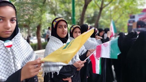تصاویر| اجتماع 3 هزارنفری دختران حسینی،مادران زینبی خمینی شهر