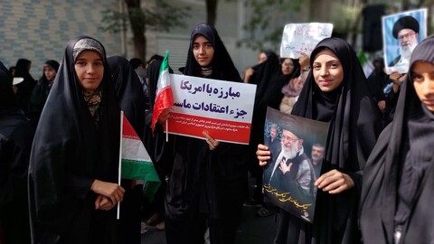 تصاویر| اجتماع 3 هزارنفری دختران حسینی،مادران زینبی خمینی شهر