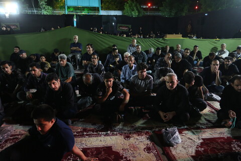 تصاویر / عزاداری دهه دوم محرم در هیئت صاحب‌اللواء اصفهان