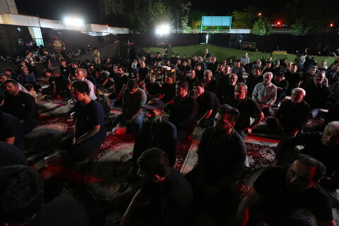 تصاویر / عزاداری دهه دوم محرم در هیئت صاحب‌اللواء اصفهان