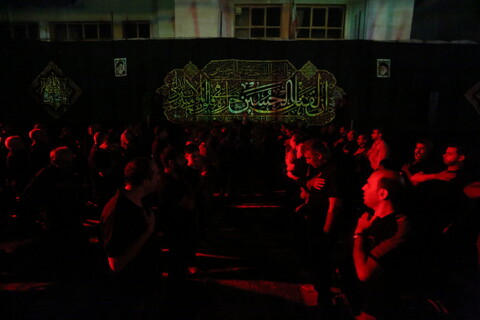 تصاویر / عزاداری دهه دوم محرم در هیئت صاحب‌اللواء اصفهان